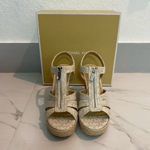 Michael Kors Berkley Espadrille Wegde Optic-Ivory 8